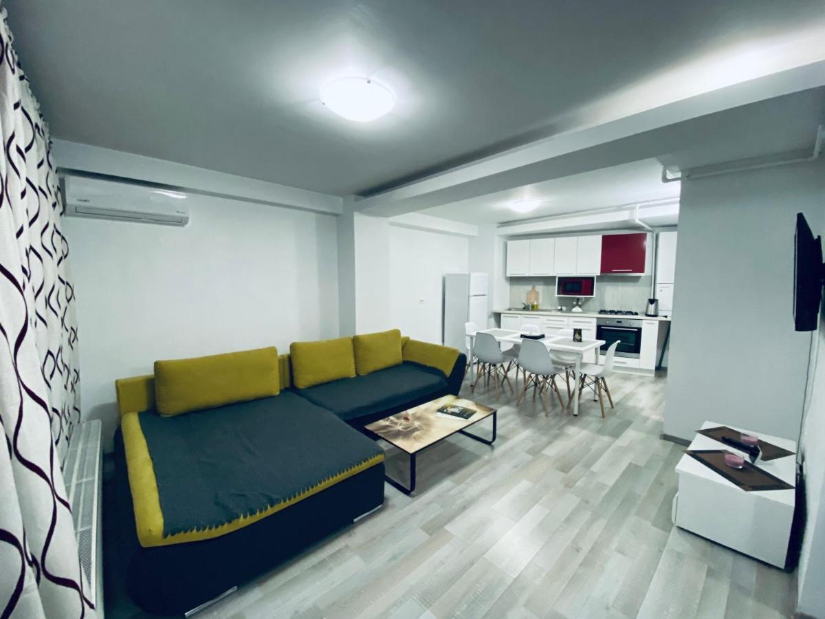 City Center Suite With Terrace Bucareste Exterior foto